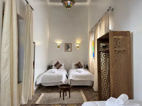 La chambre triple sous sa lanterne