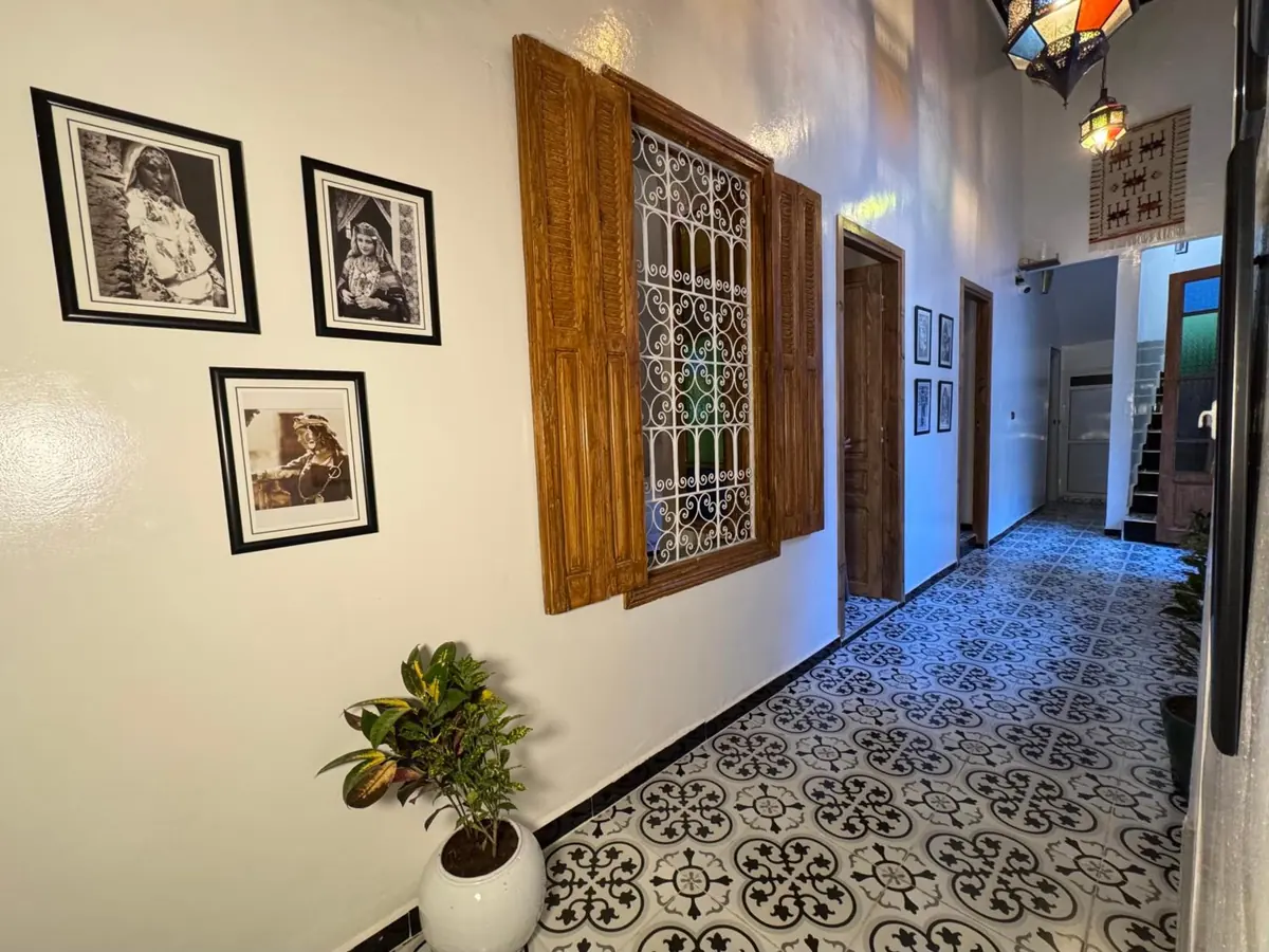 Le couloir des photographies berbères